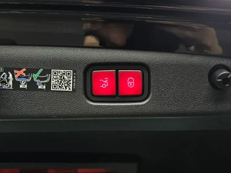 2025 Mercedes-Benz E-Класс с пробегом 4 351 км