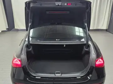 2025 Mercedes-Benz E-Класс с пробегом 4 351 км