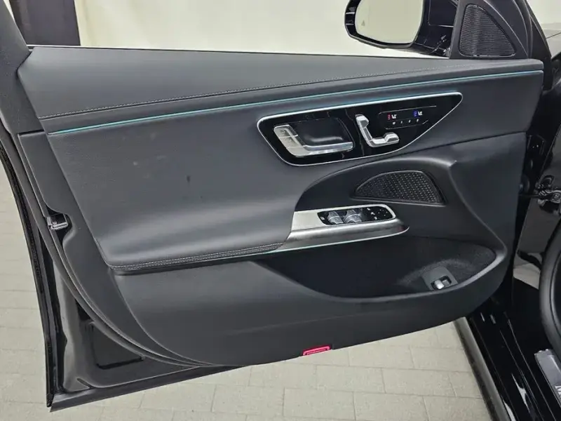 2025 Mercedes-Benz E-Класс с пробегом 4 351 км