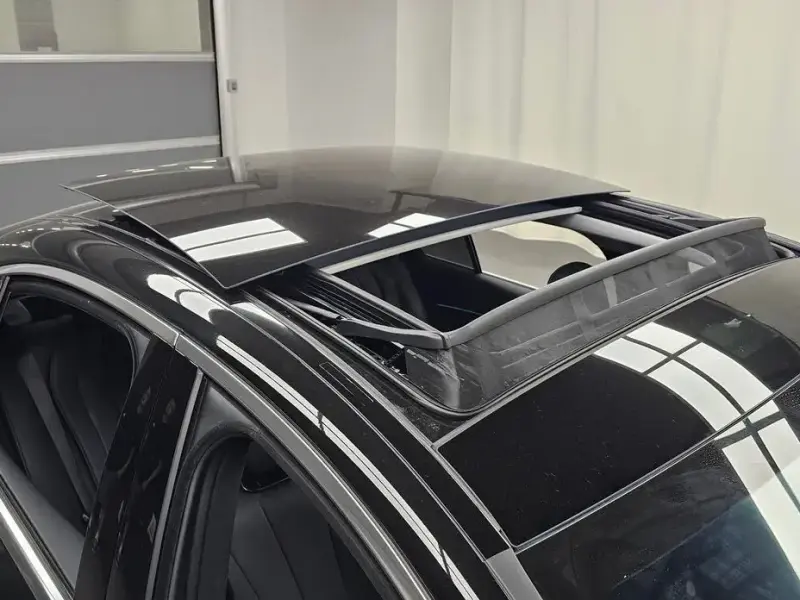 2025 Mercedes-Benz E-Класс с пробегом 4 351 км