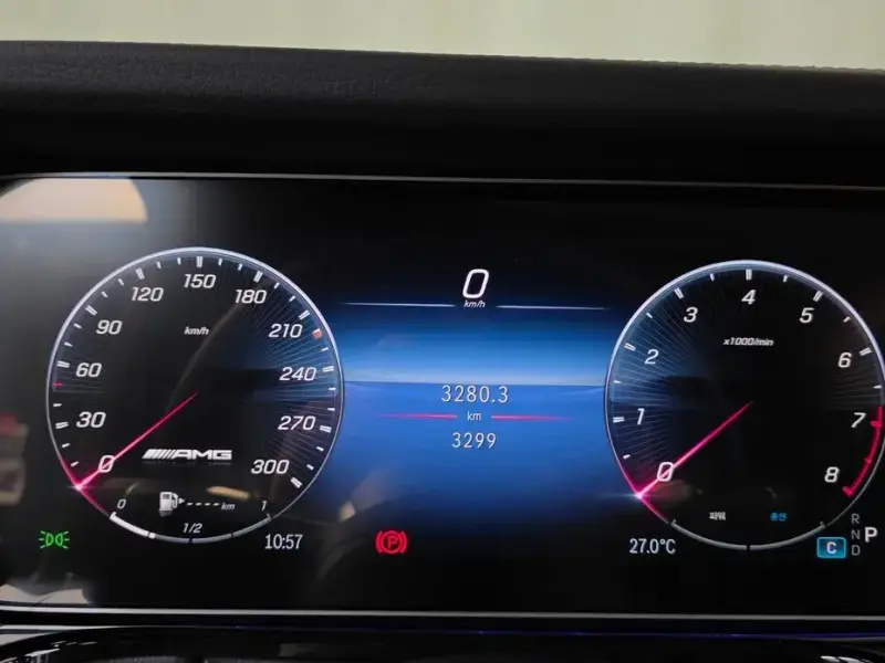 2025 Mercedes-Benz G-Класс с пробегом 3 299 км