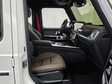 2025 Mercedes-Benz G-Класс с пробегом 3 299 км
