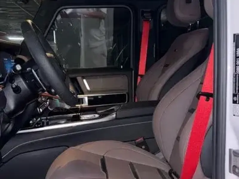 2025 Mercedes-Benz G-Класс с пробегом 2 400 км
