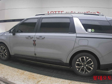 2023 Kia Carnival с пробегом 134 322 км