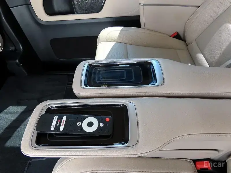2021 Mercedes-Benz V-Класс с пробегом 112 582 км