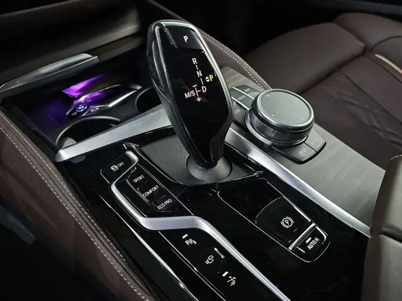 2020 BMW 6 серии с пробегом 120 259 км