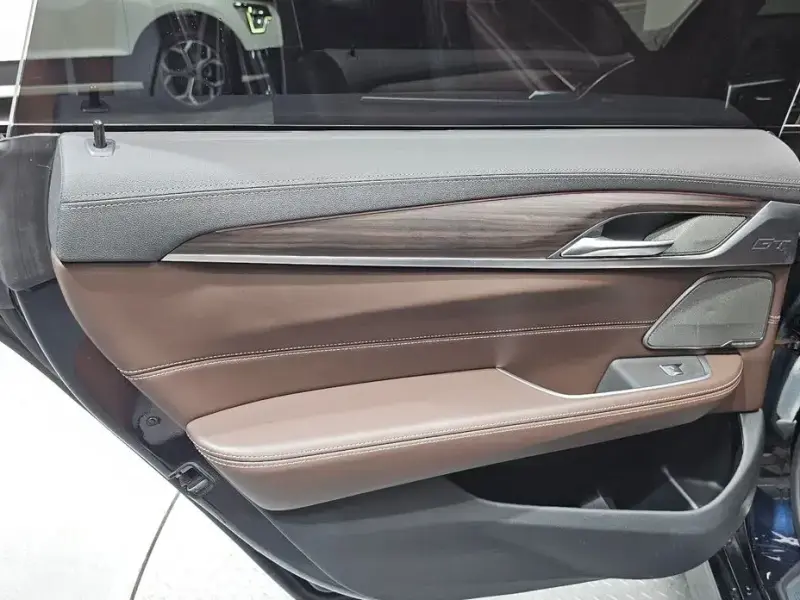 2020 BMW 6 серии с пробегом 120 259 км