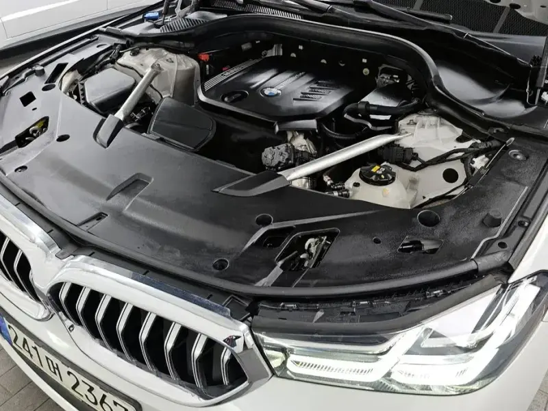 2021 BMW 6 серии с пробегом 105 485 км