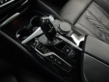2021 BMW 6 серии с пробегом 105 485 км