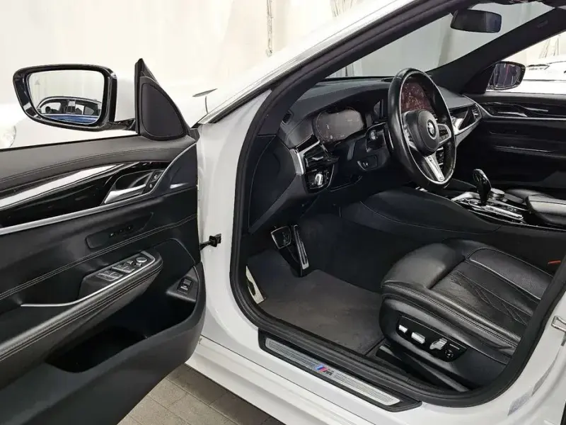 2021 BMW 6 серии с пробегом 105 485 км