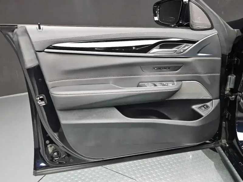2023 BMW 6 серии с пробегом 29 628 км