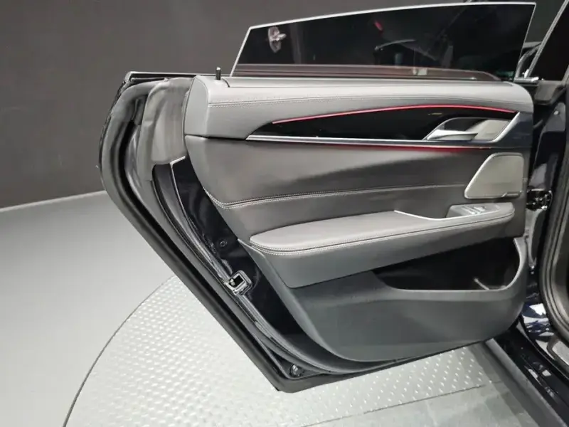 2023 BMW 6 серии с пробегом 29 628 км