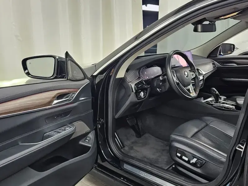 2021 BMW 6 серии с пробегом 83 614 км