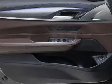2022 BMW 6 серии с пробегом 102 226 км