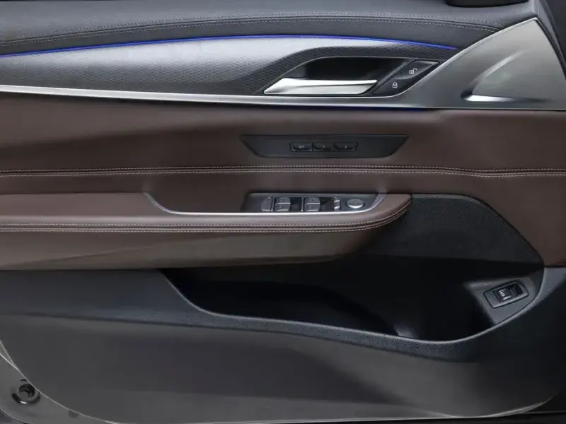 2022 BMW 6 серии с пробегом 102 226 км