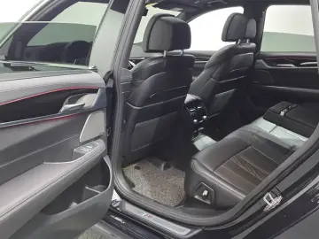 2022 BMW 6 серии с пробегом 125 384 км