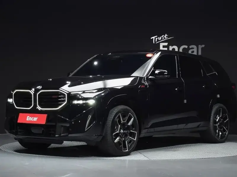 2025 BMW XM с пробегом 7 697 км