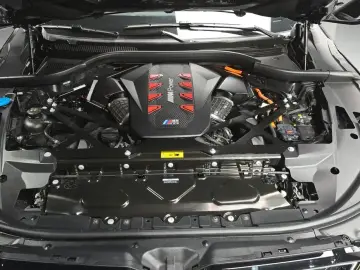 2025 BMW XM с пробегом 4 378 км