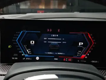 2025 BMW XM с пробегом 4 378 км