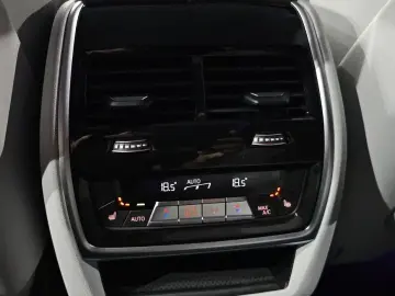 2025 BMW XM с пробегом 4 378 км