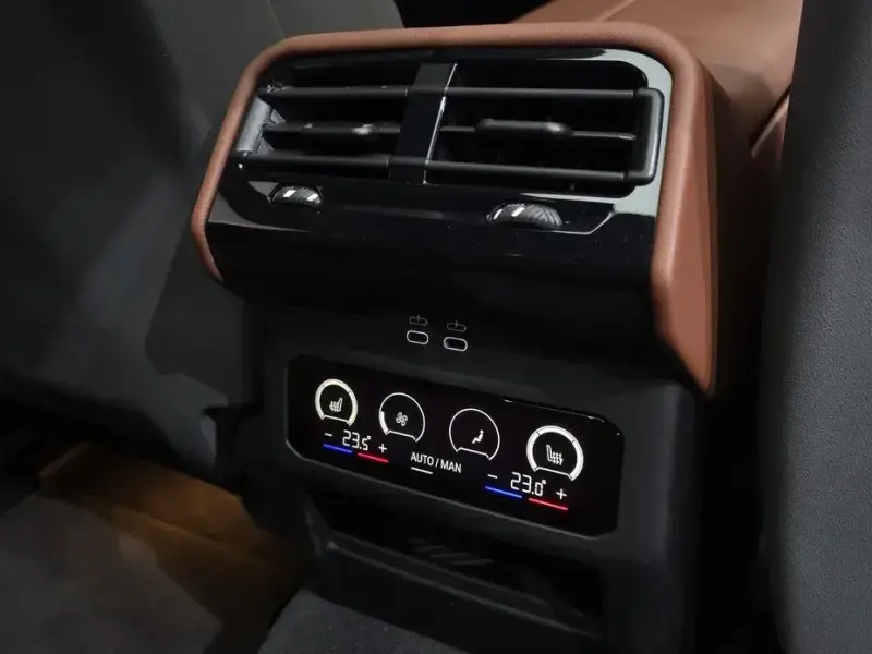 2025 BMW i5 с пробегом 16 667 км