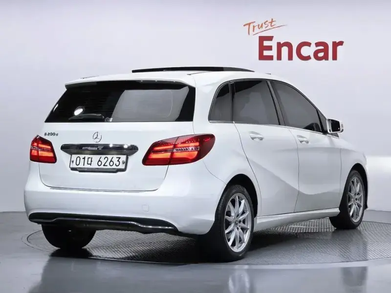 2017 Mercedes-Benz B-Класс с пробегом 177 086 км
