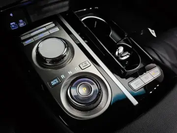 2023 Genesis G80 с пробегом 94 464 км