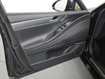 2023 Genesis G80 с пробегом 94 464 км