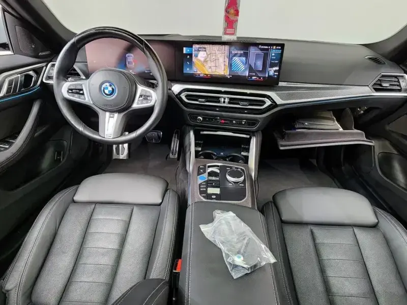 2023 BMW i4 с пробегом 62 218 км