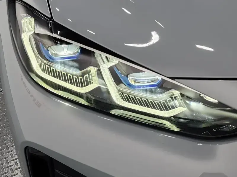 2023 BMW i4 с пробегом 62 218 км