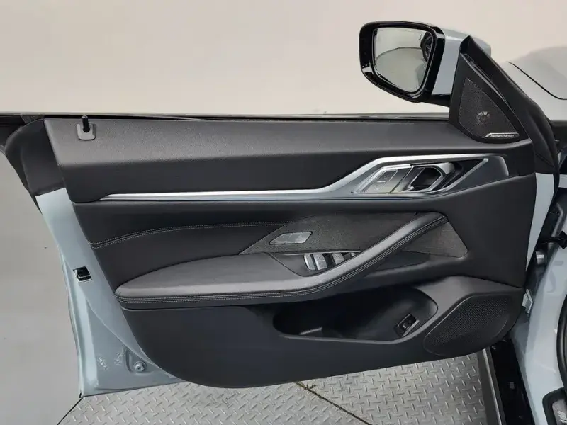 2023 BMW i4 с пробегом 62 218 км