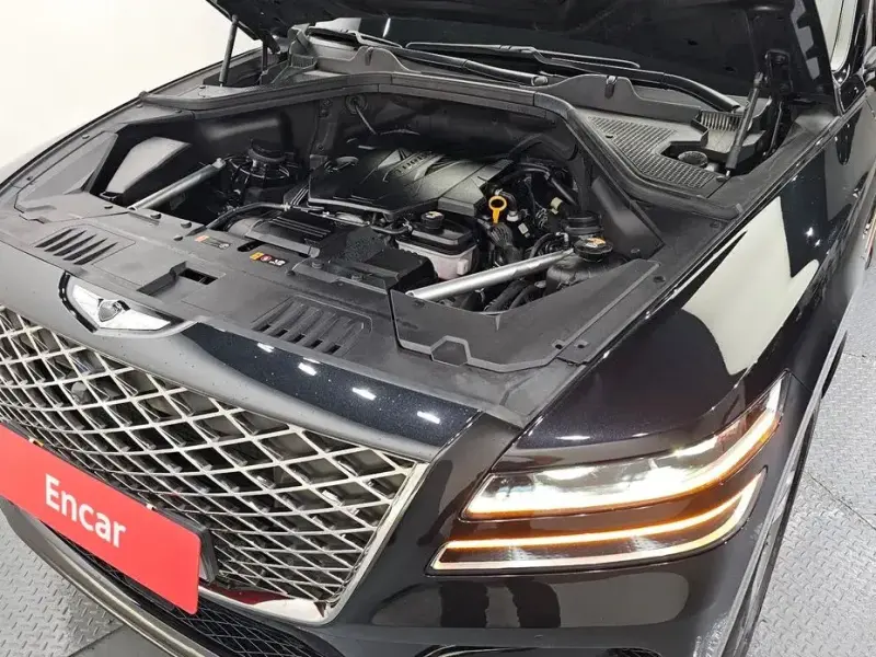 2023 Genesis GV80 с пробегом 84 819 км