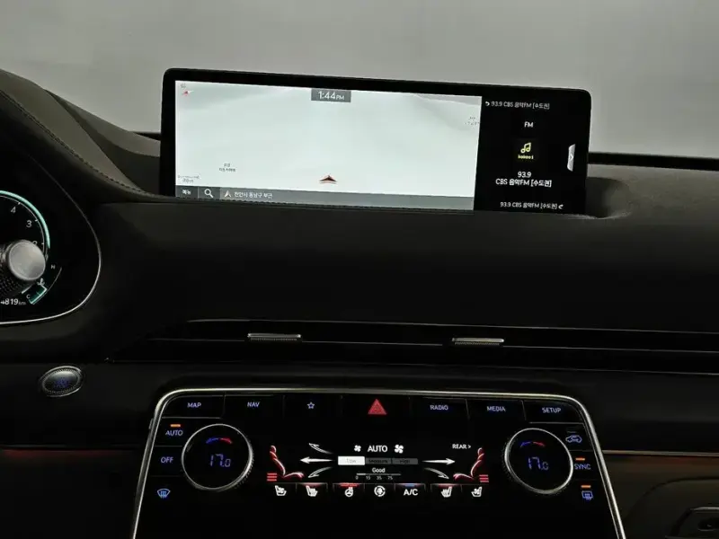 2023 Genesis GV80 с пробегом 84 819 км