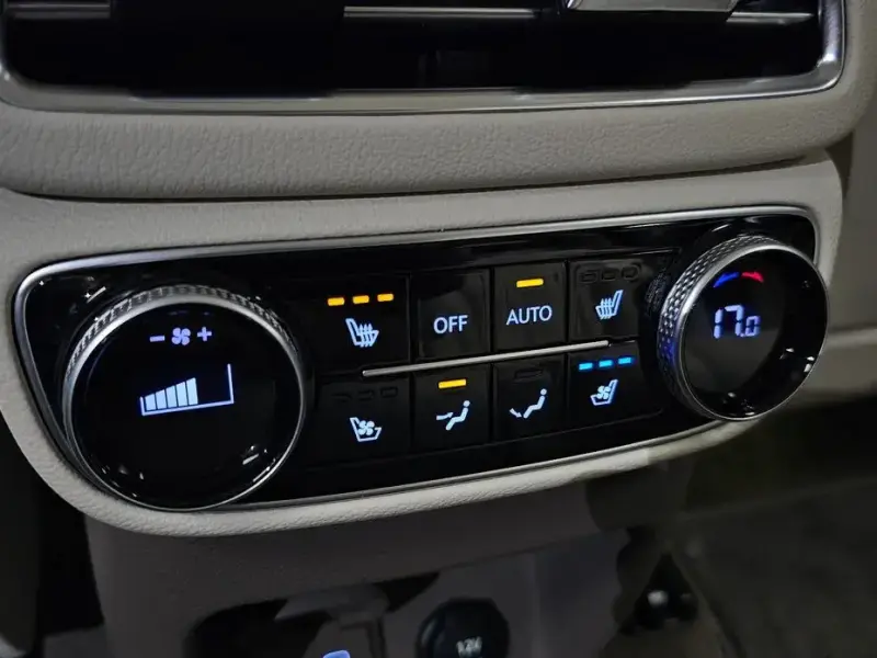 2023 Genesis GV80 с пробегом 84 819 км