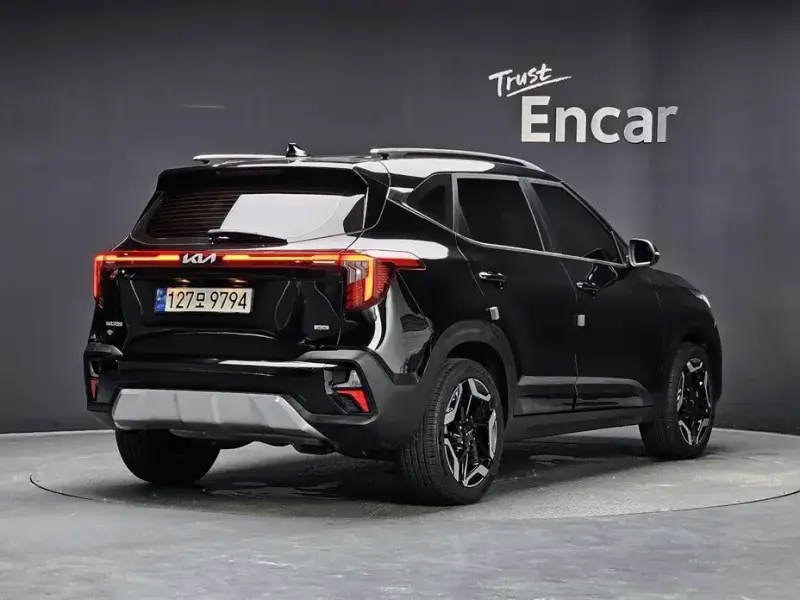 2023 Kia Seltos с пробегом 31 907 км