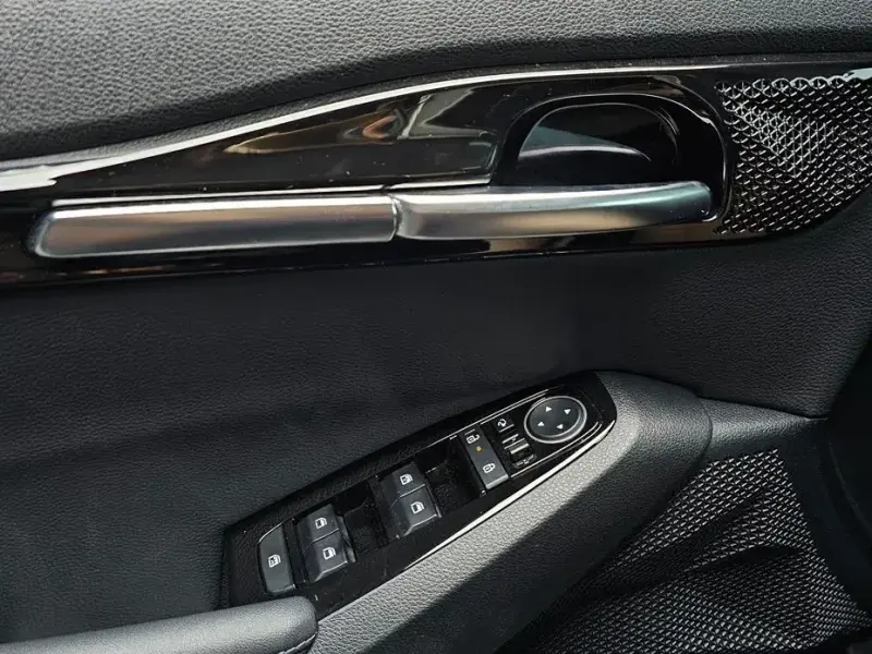 2023 Kia Seltos с пробегом 31 907 км