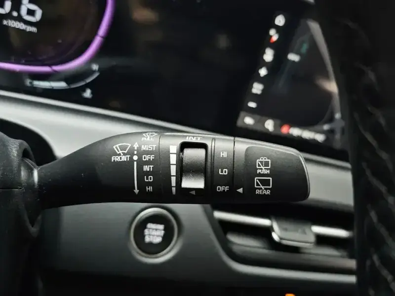 2023 Kia Seltos с пробегом 31 907 км