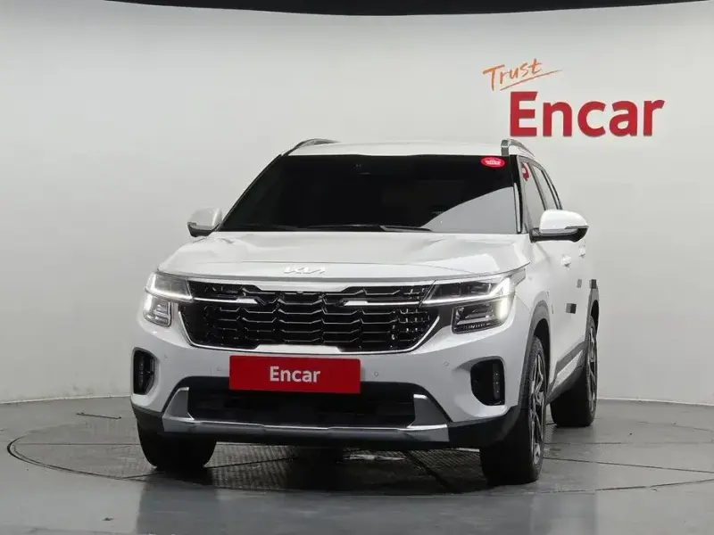 2025 Kia Seltos с пробегом 8 684 км