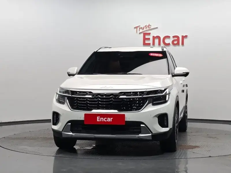 2025 Kia Seltos с пробегом 4 883 км