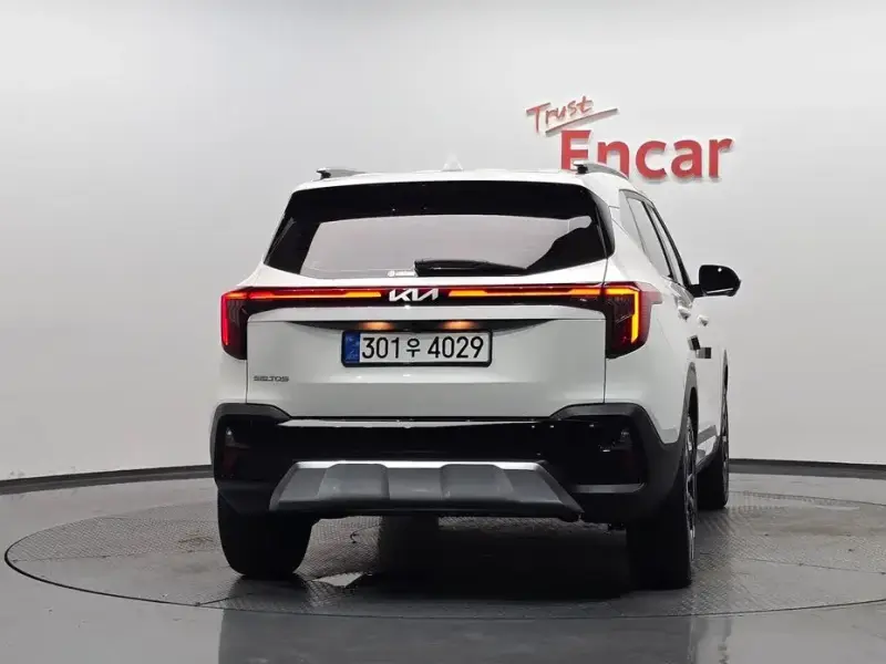 2025 Kia Seltos с пробегом 4 883 км