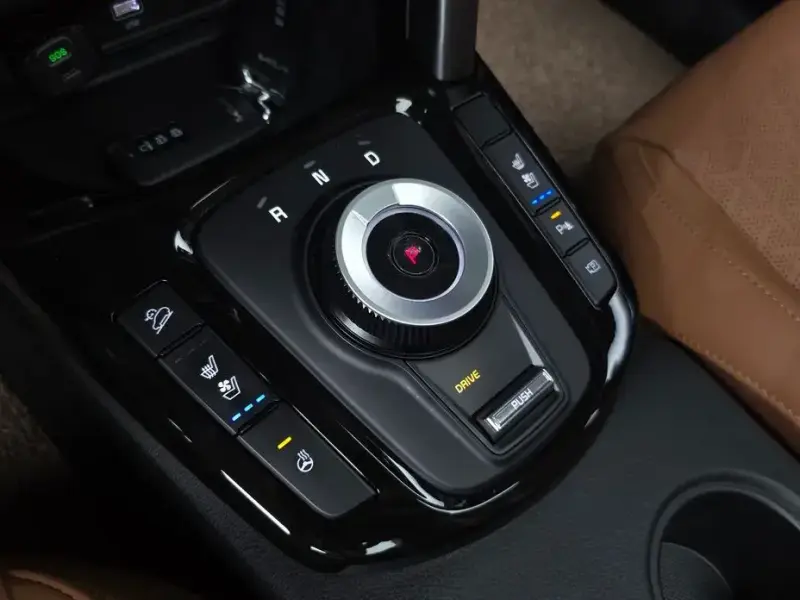 2025 Kia Seltos с пробегом 4 883 км