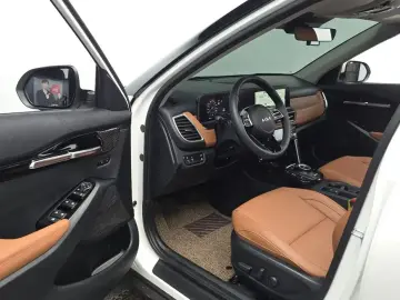 2025 Kia Seltos с пробегом 4 883 км