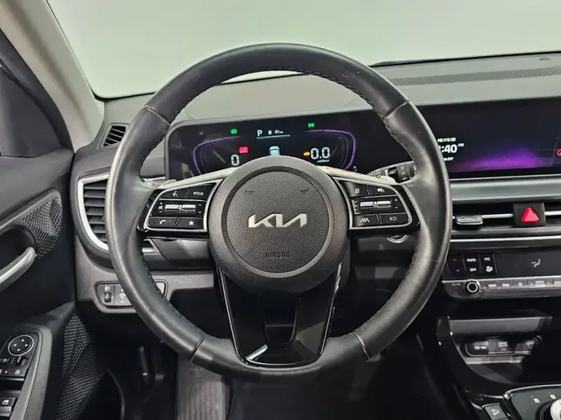 2023 Kia Seltos с пробегом 10 592 км