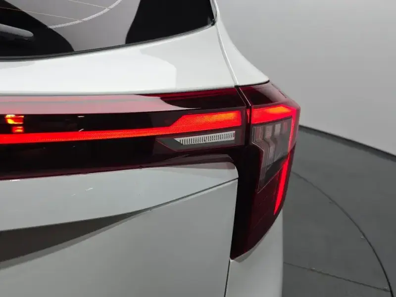 2025 Kia Seltos с пробегом 4 883 км
