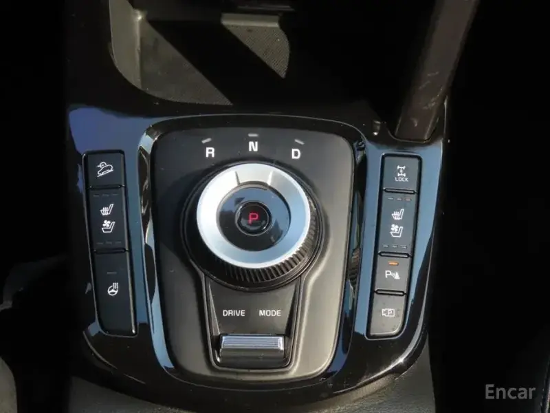 2025 Kia Seltos с пробегом 8 800 км