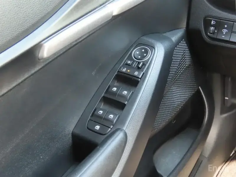 2025 Kia Seltos с пробегом 8 800 км