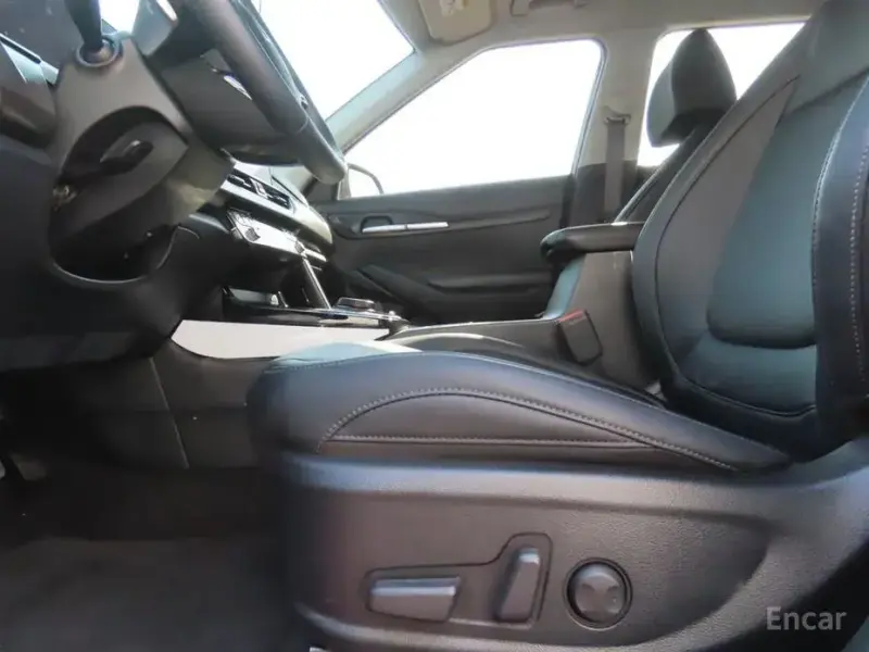 2025 Kia Seltos с пробегом 8 800 км
