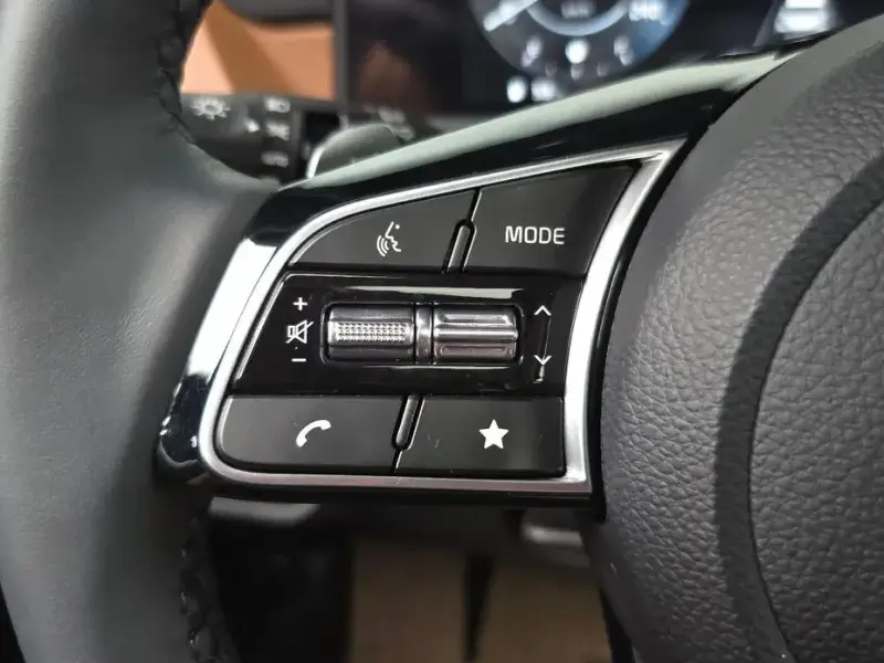 2025 Kia Seltos с пробегом 4 883 км
