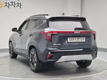 2022 Kia Seltos с пробегом 33 650 км