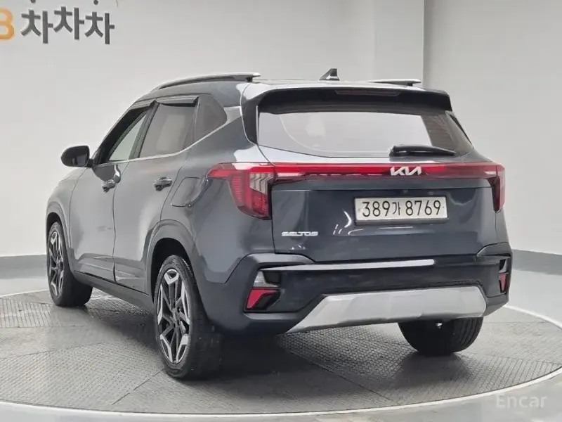 2022 Kia Seltos с пробегом 33 650 км